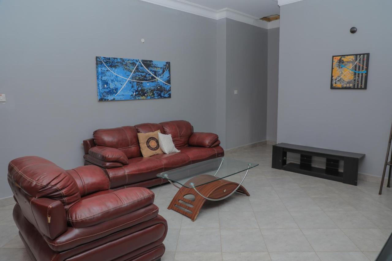 Silver Oaks Hotel Boma Fort Portal Екстериор снимка