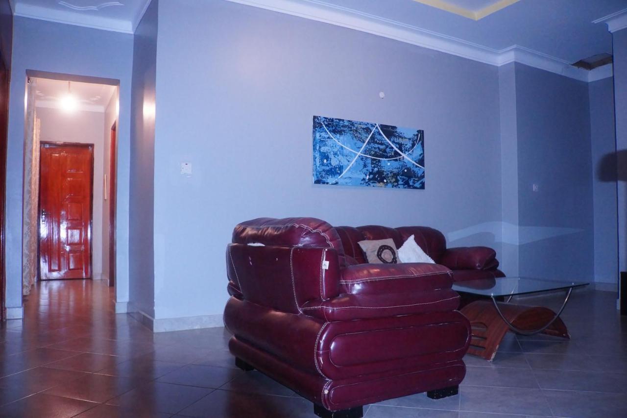 Silver Oaks Hotel Boma Fort Portal Екстериор снимка